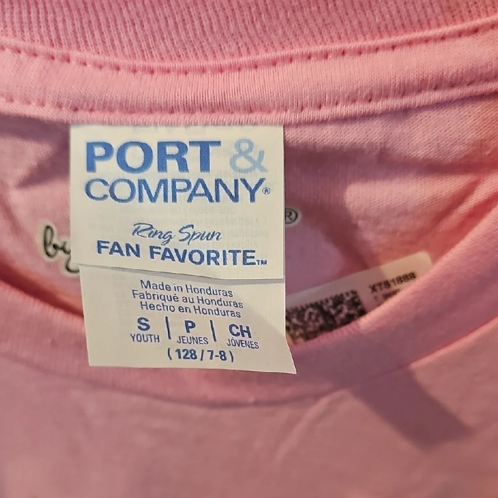 Sanrio NWT Kids Pink Graphic T-Shirt Size Small